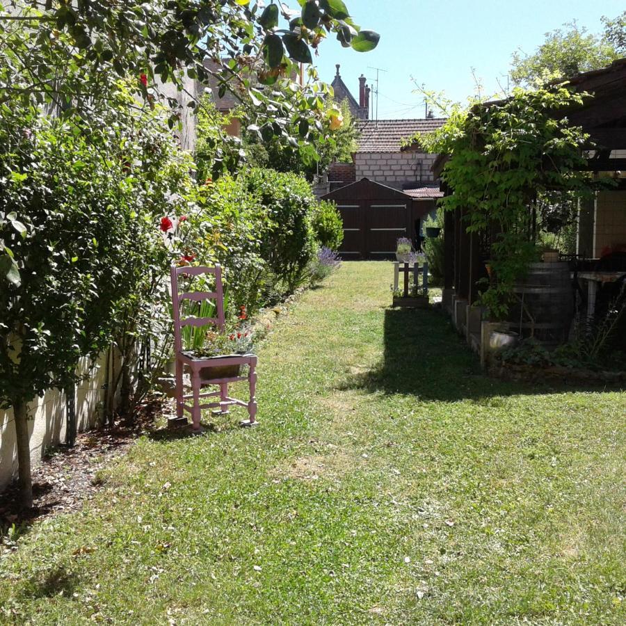 Le Coq En Pate Bed and Breakfast Romilly-sur-Seine Eksteriør billede
