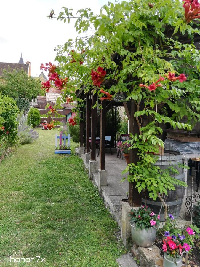 Le Coq En Pate Bed and Breakfast Romilly-sur-Seine Eksteriør billede